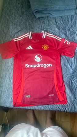 Manchester United 2025-26 Home Kit / XL / Adidas