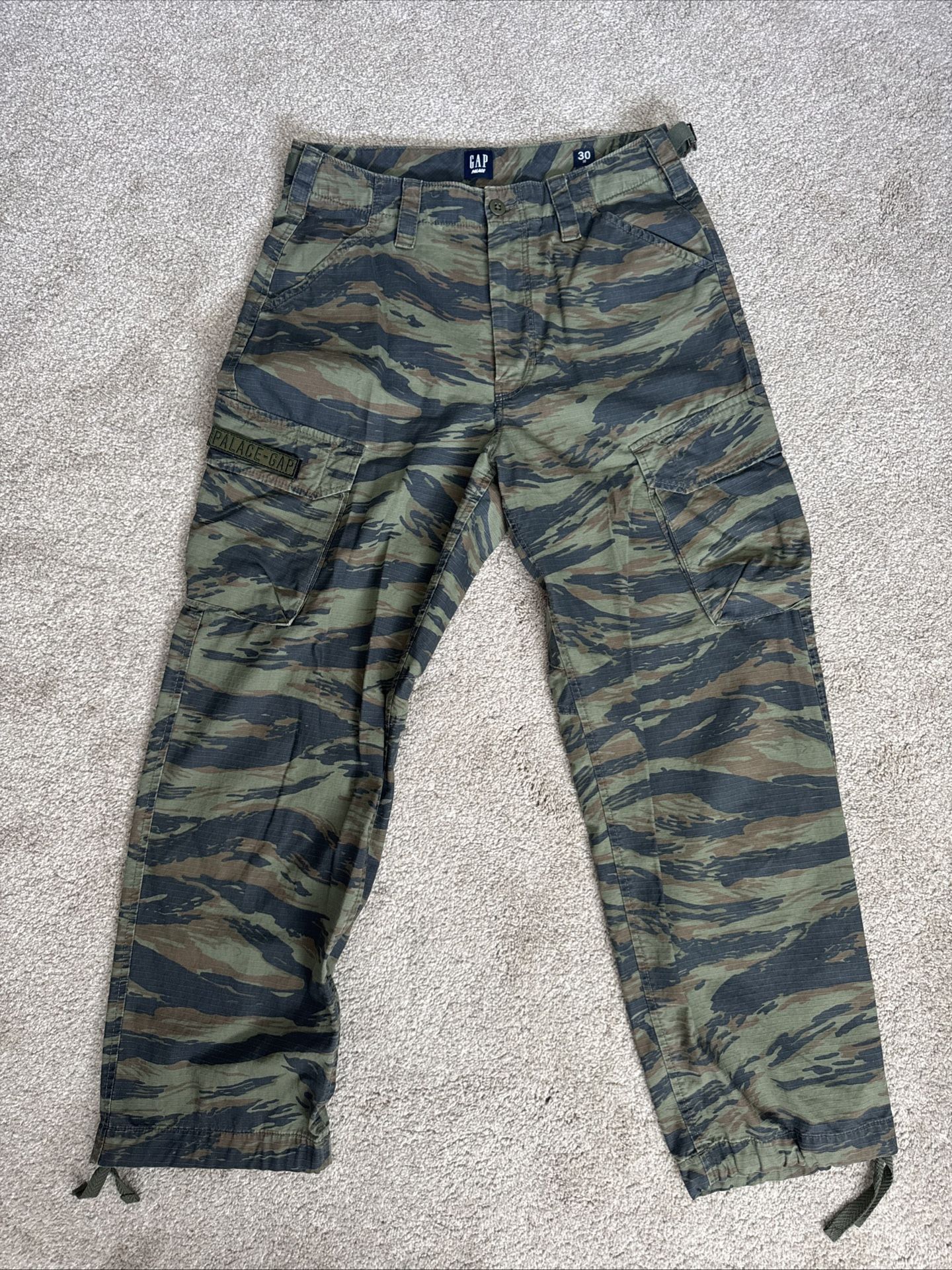 Gap X Palace Camo Cargo (30 X 28)