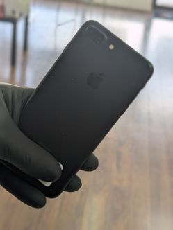 iPhone 7 plus 32gb unlocked
