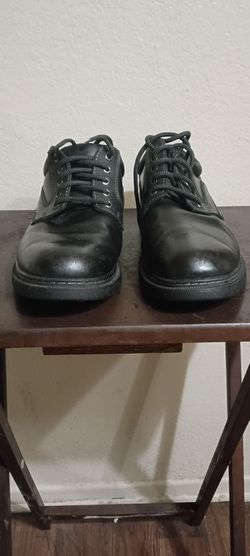 DOCKERS Mens Overton Rugged Leather Oxford Shoes with Stain Defender
(Size 10M)