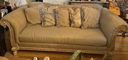 Sofá No Cojines/ Sofa With Out Cushions 