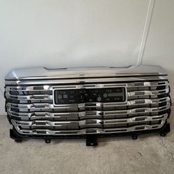 OEM 2022 2023 2024 GMC Sierra 1500 DENALI upper Bumper Grille (CHROME)