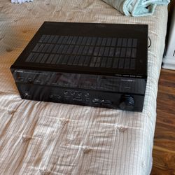 Yamaha AV Receiver RX - 675