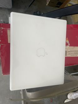 Apple iBook (For Parts Only)