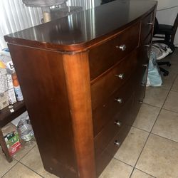 Big Dresser 