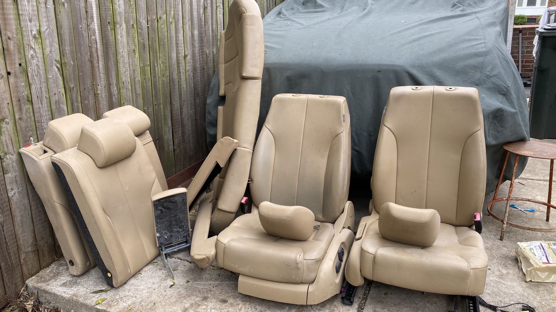 Volkswagen Passat complete seats