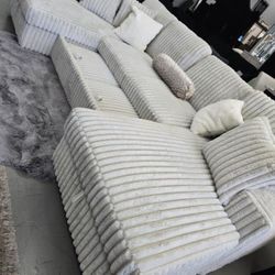 HUGE SALE!!!! Large Sectionals, Sectional Sleepers, Reclining Sectionals! 
