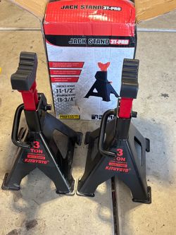 New 3 ton jack stands