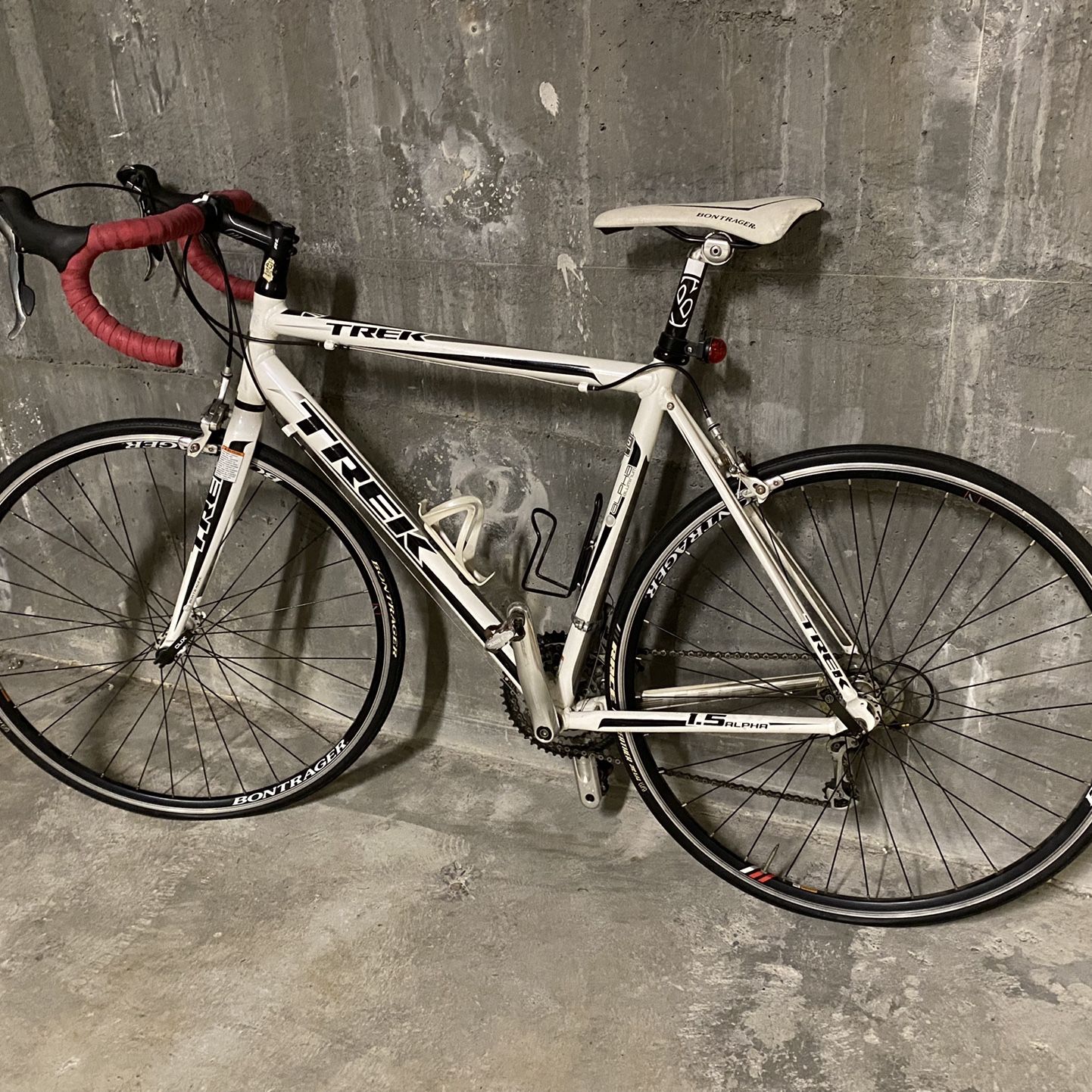 2010 Trek 1.5 Alpha Road Bike - 56 CM for Sale in Seattle, WA 