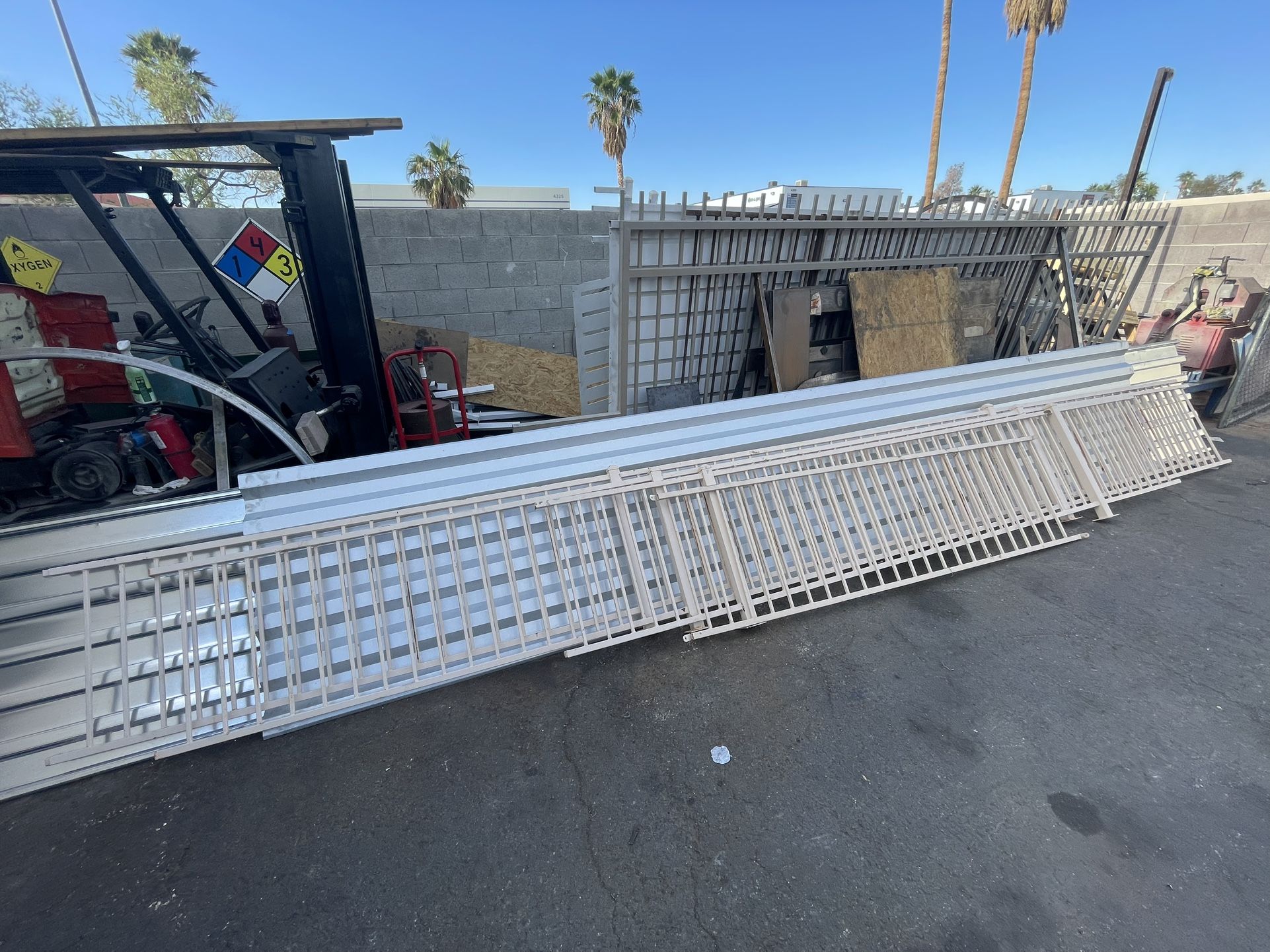 85’ Iron Fence