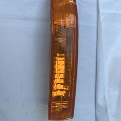 Fits 98-04 Chevrolet Blazer Left Turn Signal 