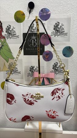 Coach New York White Lip Print Shoulder Bag