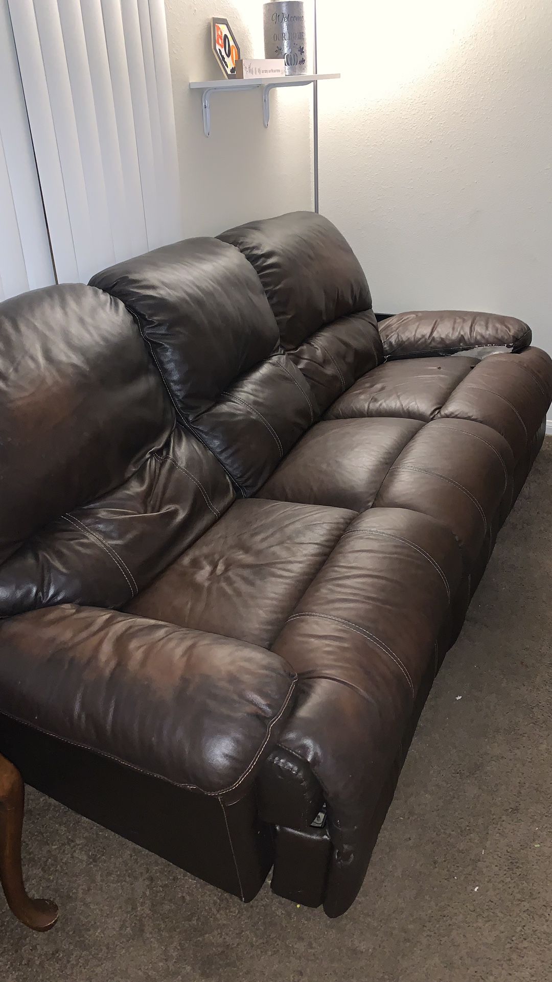 Dark brown Leather Recliner Couch Set!!