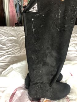Azura Suede Boots With Crystals 