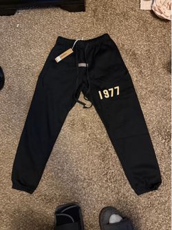 1977 Sweatpants Size medium