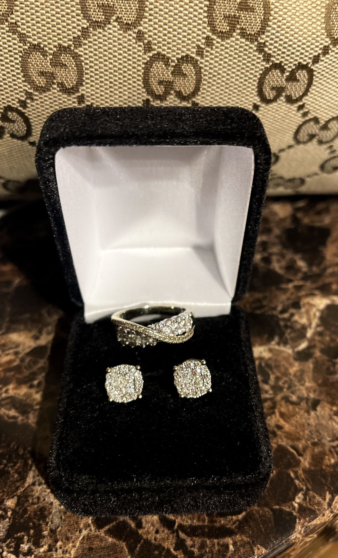 14k Natural Diamond Ring /10k Natural Diamond Earrings $2000