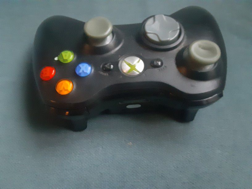Xbox 360 Wireless controller By Microsoft 2 For $50
