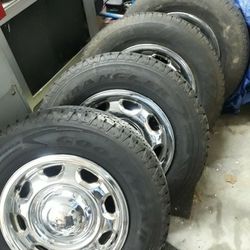 Set Of 235/75/17 ( Came Off A 2012 F-150)