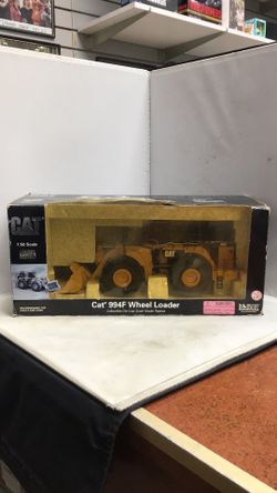 Cat 994F wheel loader toy