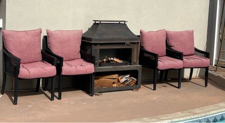 (4) chairs and fire pit