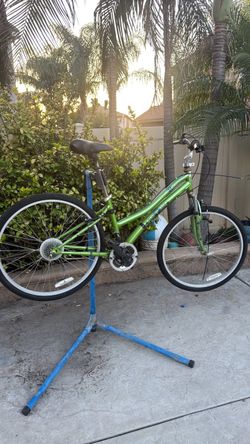 Free!! 26 inch 21 speed mountain bike