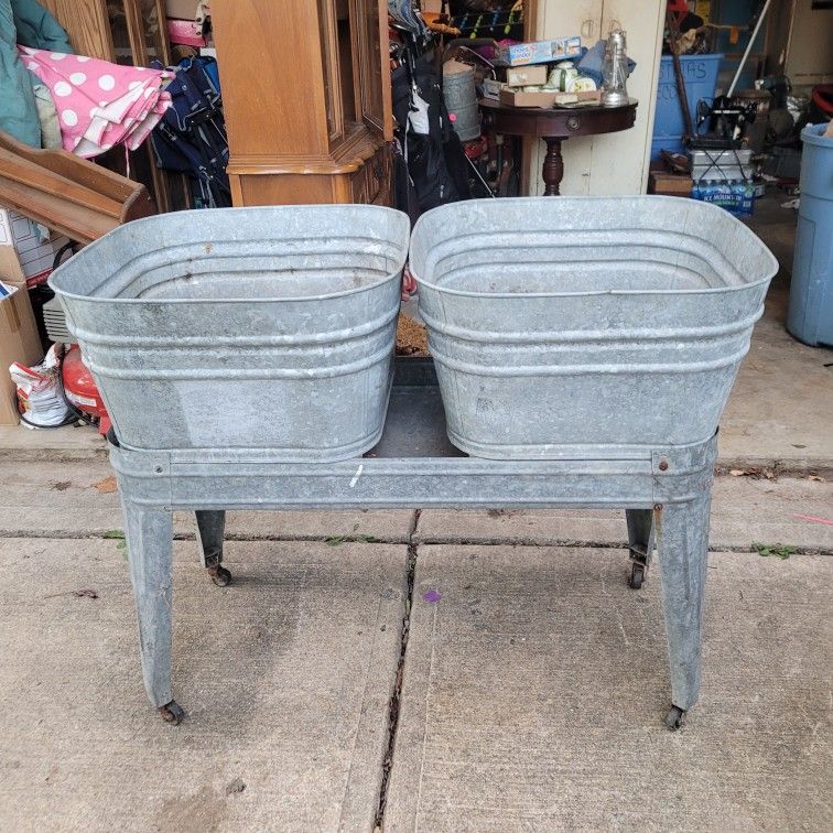 Double Galvanized Wash Tub Stand w/2 Wash Tubs