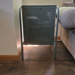 End Table / Night Stand (metal)