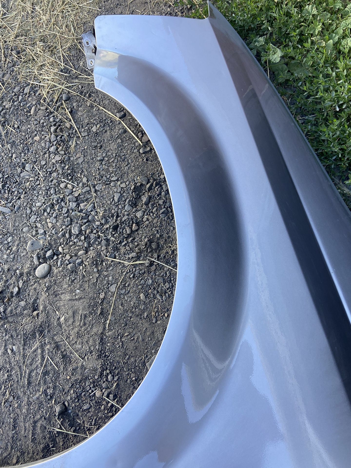 Grand Caravan Fender (L)