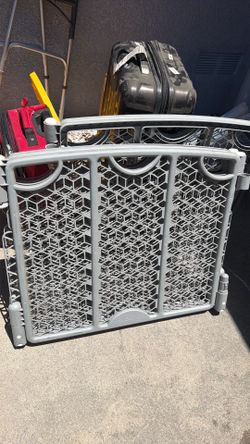 dog or kid gate large