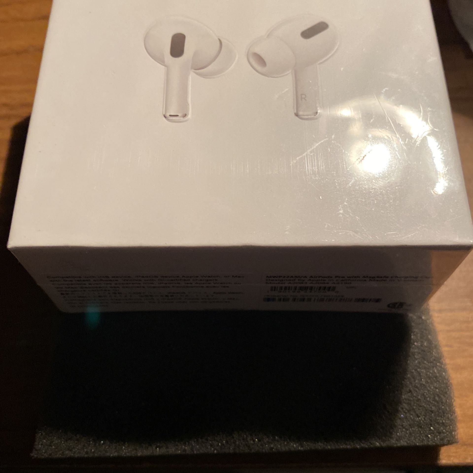 Apple AirPods Pro 3rd gen Mag Safe Charging Case new In Box Official 