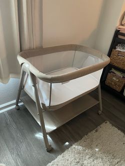 Baby Bassinet with Wheels and Storage Shelf