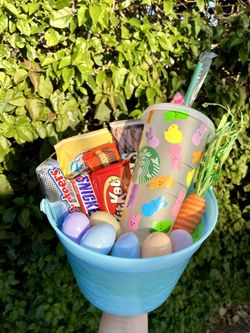 Easter Basket With Chocolates And Customized Cup In Plastic Basket 