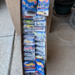 HOTWHEELS - 150 Each From The 1(contact info removed)s