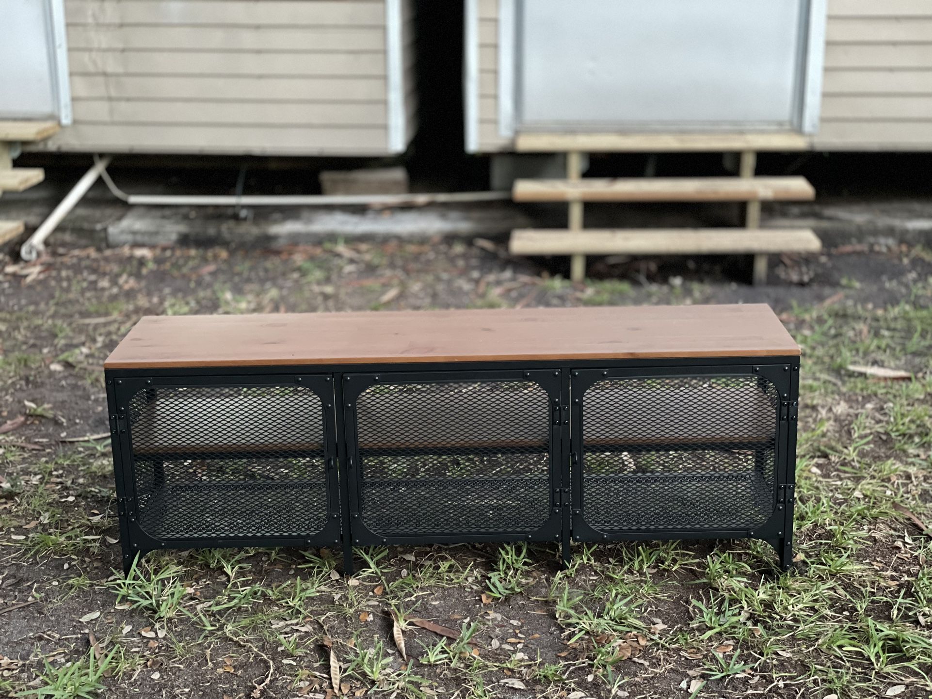 Media Stand - Entertainment Console