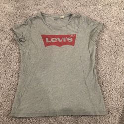 Levi’s Tee Shirt Size Medium