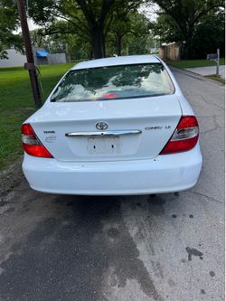 2004 Toyota Camry