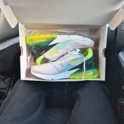 Mike Air 27c