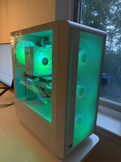 Thermaltake Quartz i460 R4 Gaming PC – RTX 4060 / i5-14400F / 16GB DDR5 + 27” Monitor