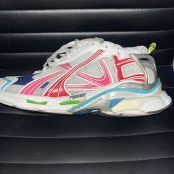 Balenciaga Runners Multicolors SIZE 9