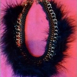 Unusual Vintage Goldtone Fur Necklace 