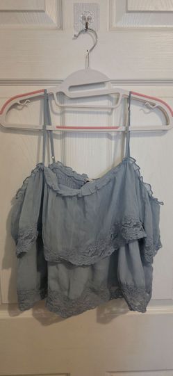 American eagle top size:L