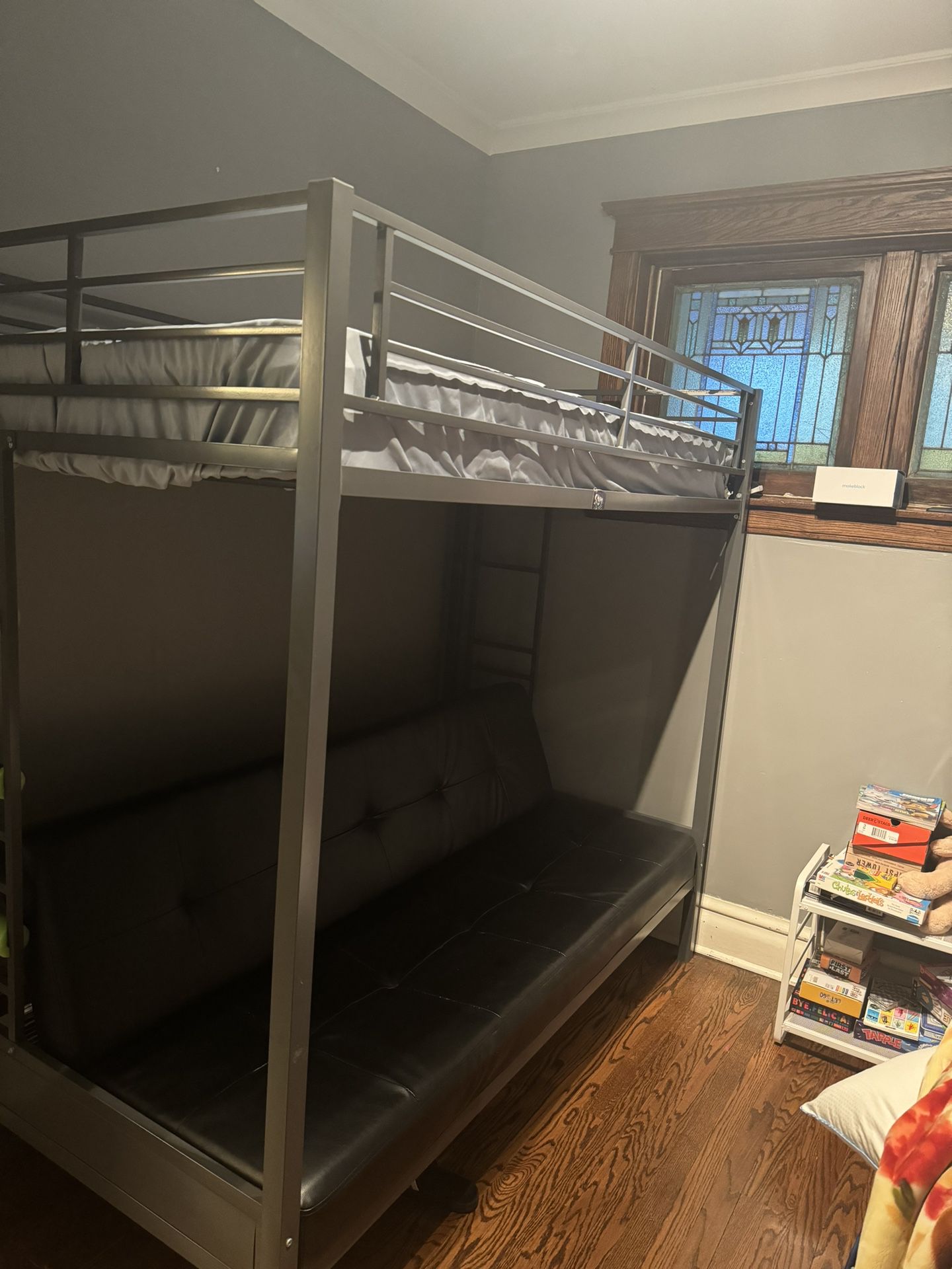 Bunk Bed & Futton Combo. Comes With Mattress 