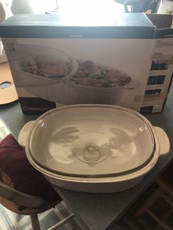 4quart French Vanilla Corning Roaster/New In Box
