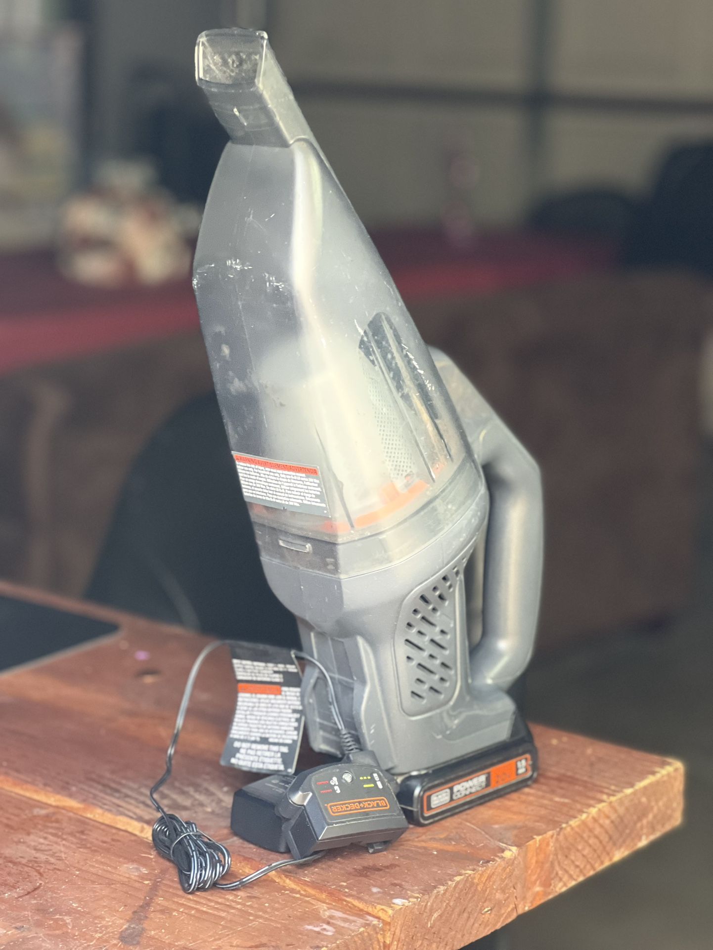 Black + Decker Dustbuster