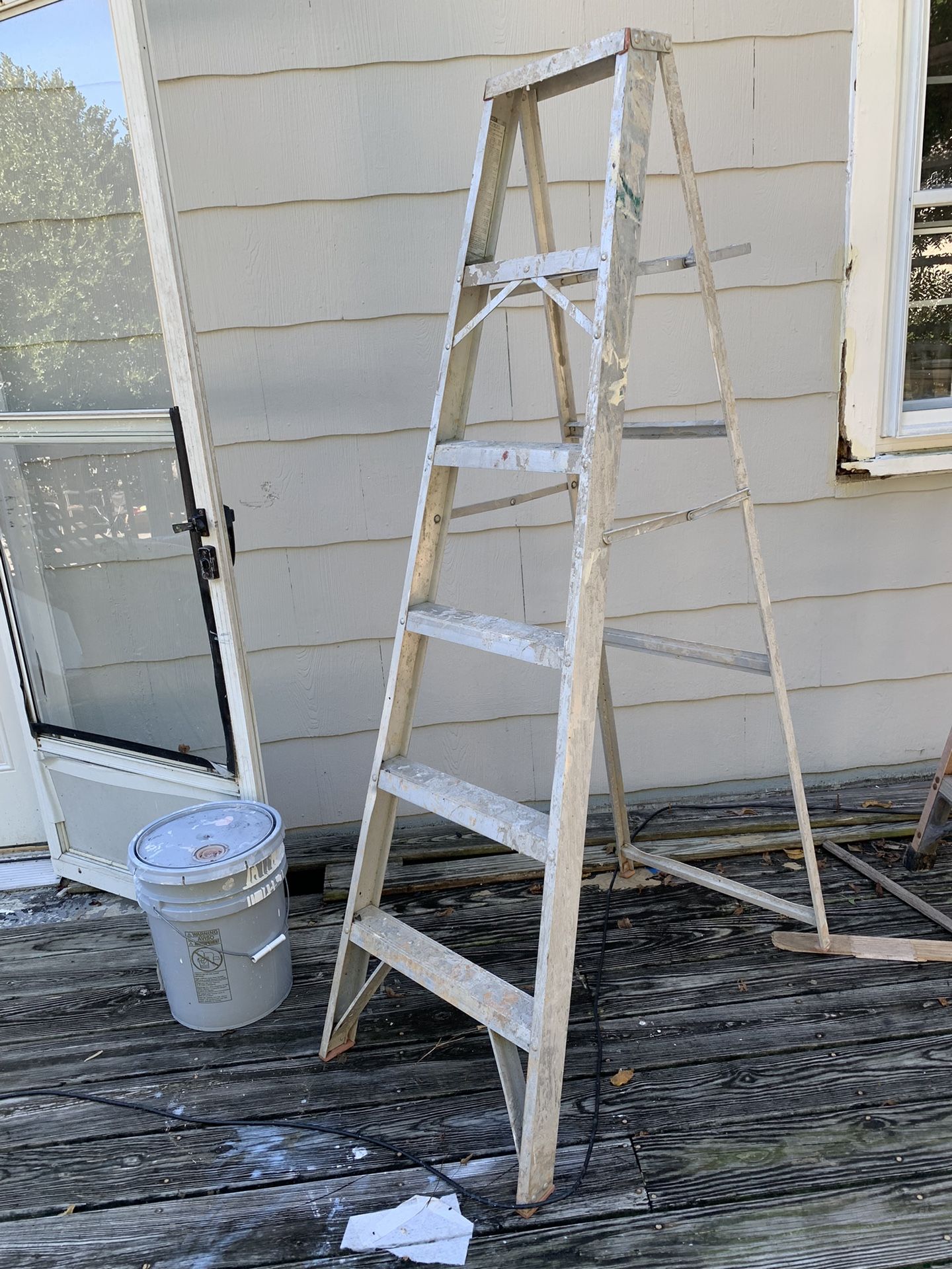 Metal 6ft Ladder
