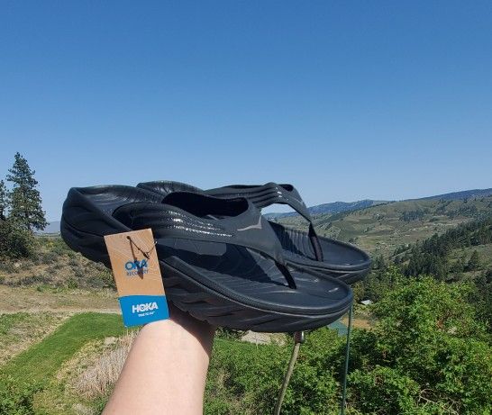 New HOKA ONE ONE Ora Recovery Sandals Mens Size 9-9.5