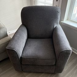 Swivel/ Rocking Chair 