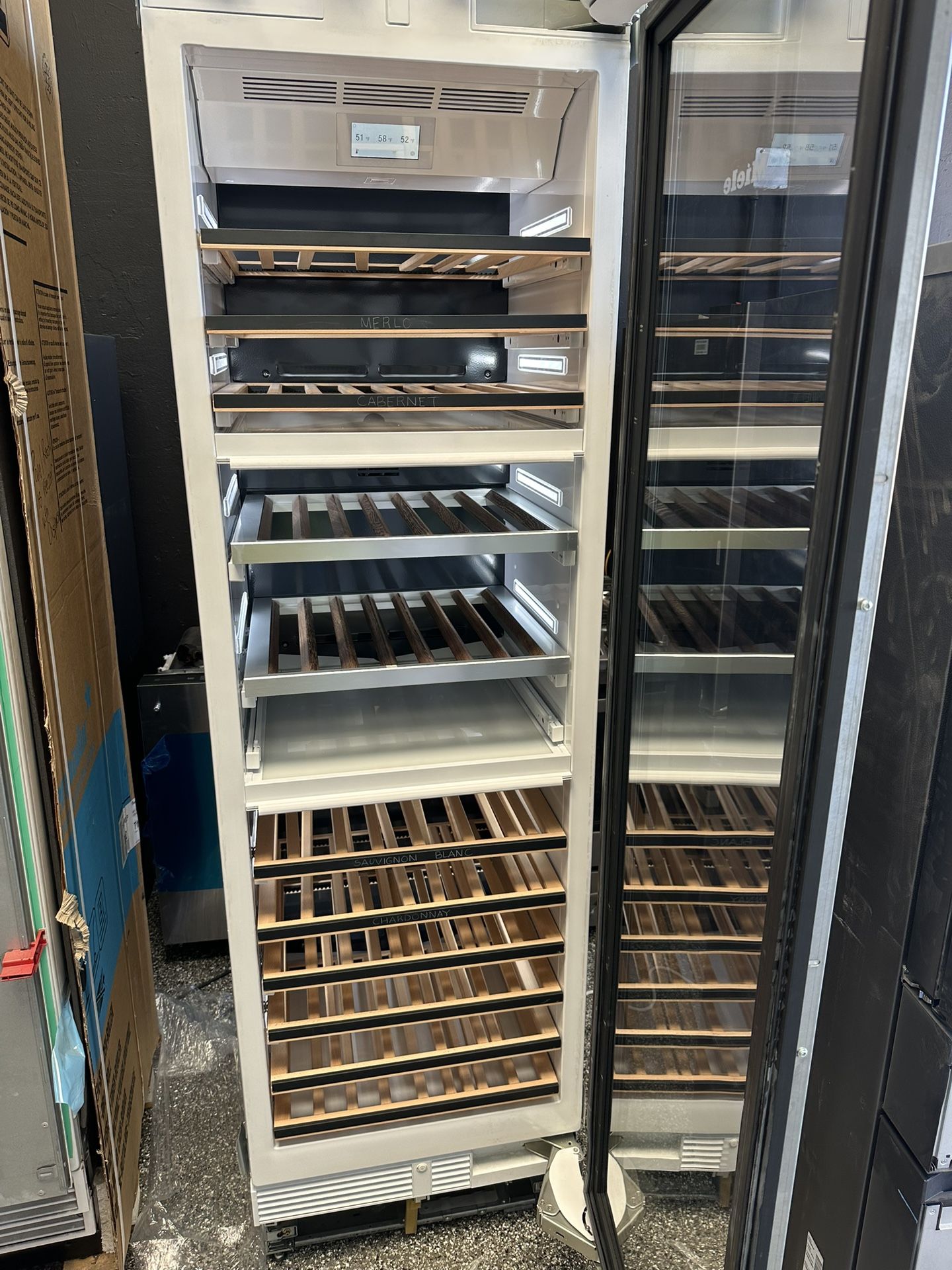 24” PANEL READY WINE COOLER COLUMN