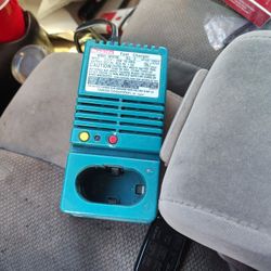 Makita Fast Charger For Tools