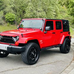 2010 Jeep Wrangler Unlimited Sahara 4x4 !!!